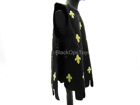 Armored Sergeants Display - Black Shield w/Sleeveless Robe