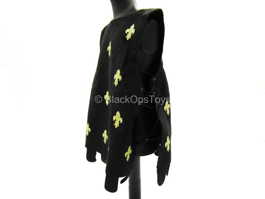 Armored Sergeants Display - Black Shield w/Sleeveless Robe