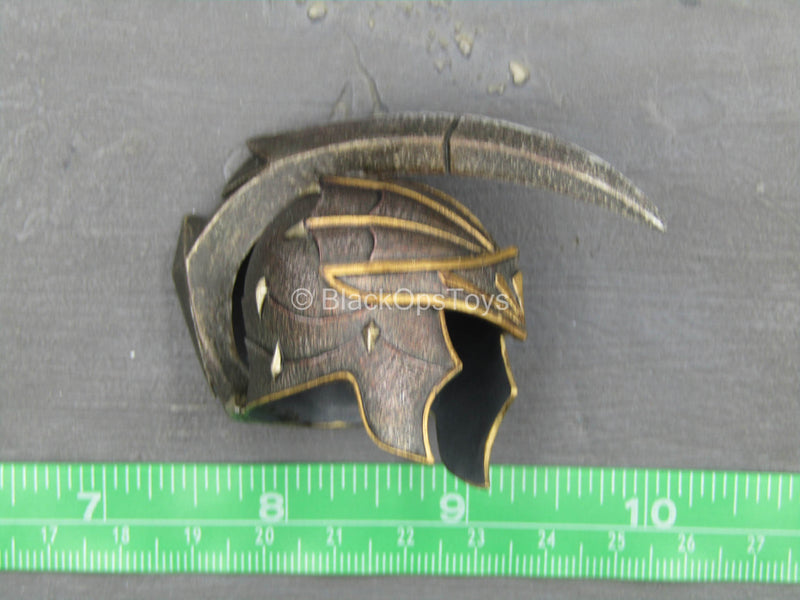 Load image into Gallery viewer, Royal Defender Golden - Female Helmet
