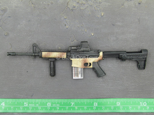 Weapons Collection - Desert Camo M4 Rifle w/Clear Magazine