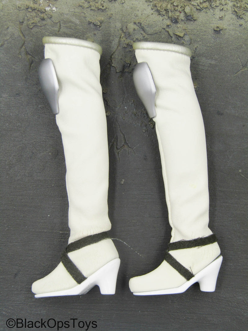Load image into Gallery viewer, CY Girls Ver. 2.0 - Ice - White Leather Like Boots (Peg Type)
