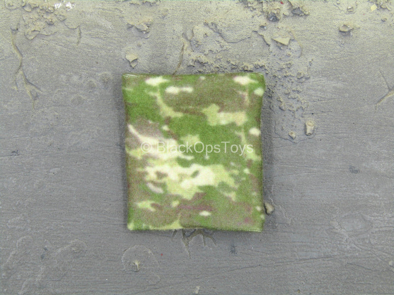 Load image into Gallery viewer, Russian Soldier Miss Spetsnaz - Multicam Multitube Neck Gaiter
