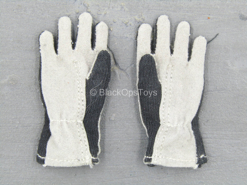 Load image into Gallery viewer, Black &amp; Grey Gloves (x2)
