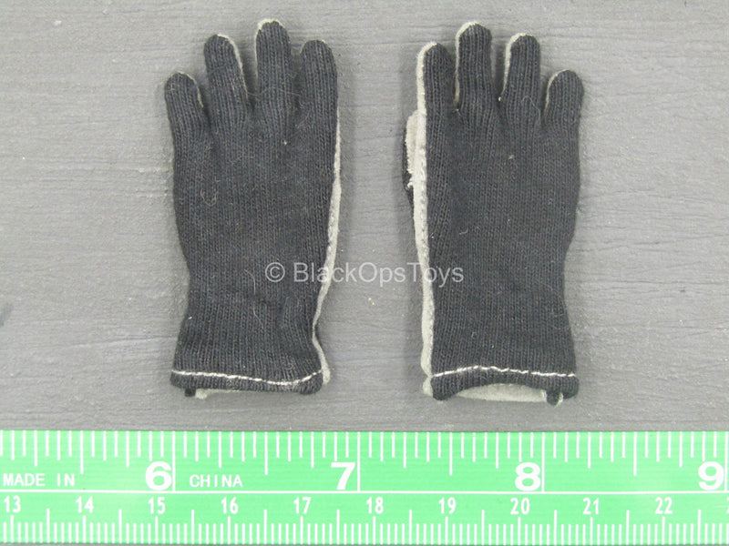 Load image into Gallery viewer, Black &amp; Grey Gloves (x2)
