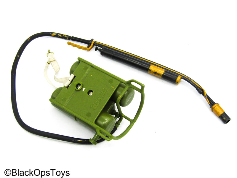 Load image into Gallery viewer, Flamethrower w/Tank Backpack
