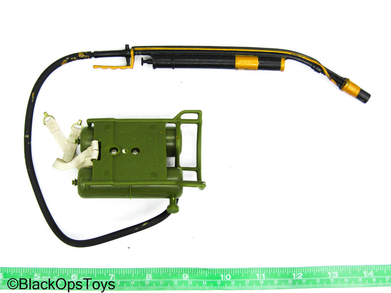 Load image into Gallery viewer, Flamethrower w/Tank Backpack

