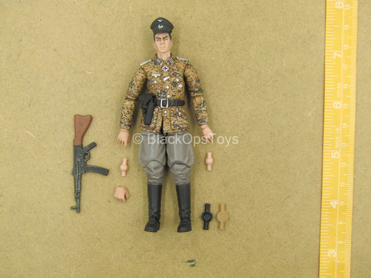 1/18 - WWII - Wehrmacht Autumn Figure Type 2