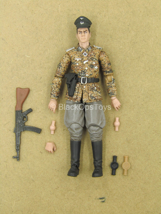 1/18 - WWII - Wehrmacht Autumn Figure Type 2