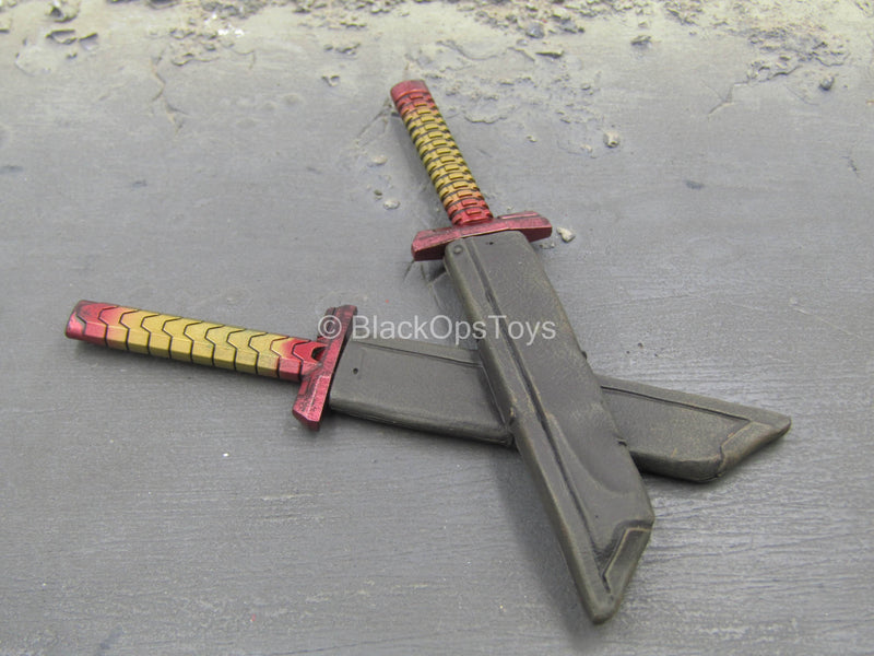 Load image into Gallery viewer, Gladiator Thor - Daggers w/Magnetic Dual Sheath
