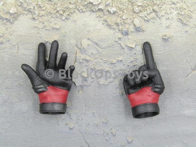 Load image into Gallery viewer, Deadpool Collectible Figure Gloved Pointing Hands x2
