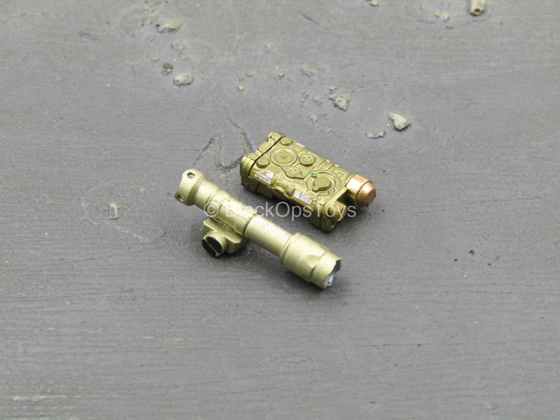 Load image into Gallery viewer, Special Forces LVAW - Gold Like PEQ &amp; Tac Light

