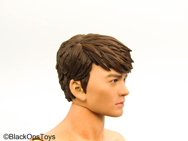 Load image into Gallery viewer, Ultraman - Successor of Light - Male Body &amp; Head Sculpt w/Helmet
