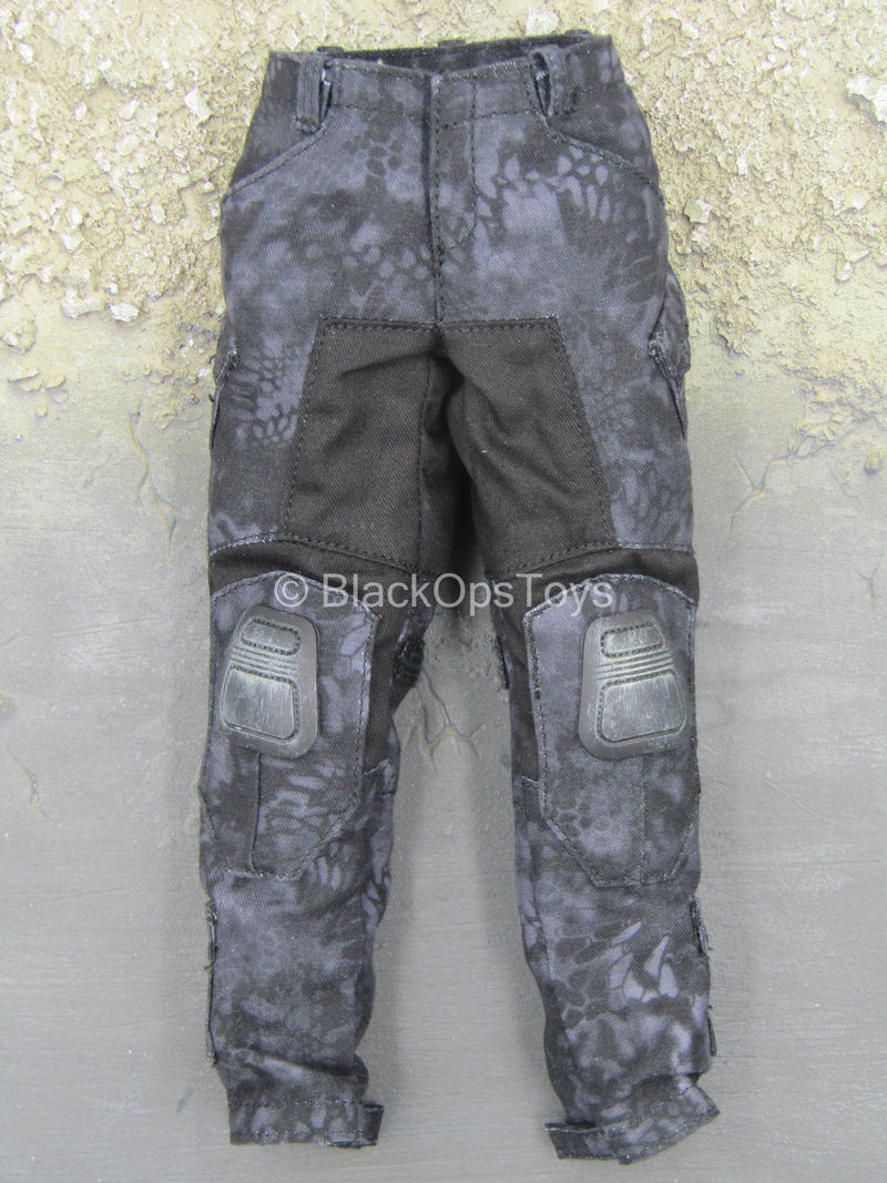 Load image into Gallery viewer, ZERT - AMG Juggernaut - Kryptek Typhon Camo Uniform Set
