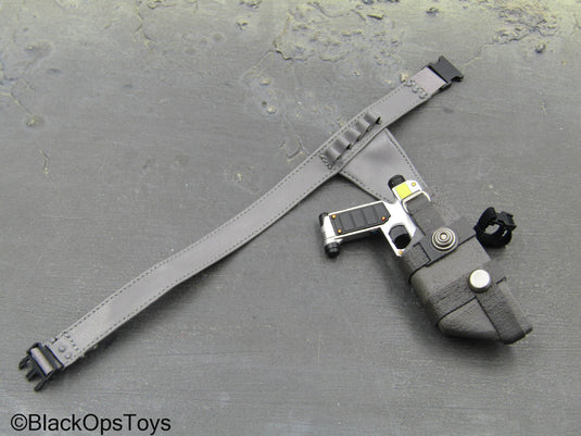 Ultraman - Successor of Light - Hyper Gun w/Leather-Like Belt Holster
