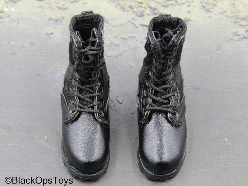Load image into Gallery viewer, Ultraman - Successor of Light - Black Leather-Like Boots (Foot Type)
