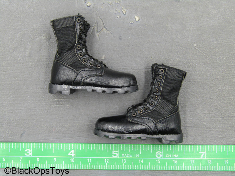 Load image into Gallery viewer, Ultraman - Successor of Light - Black Leather-Like Boots (Foot Type)

