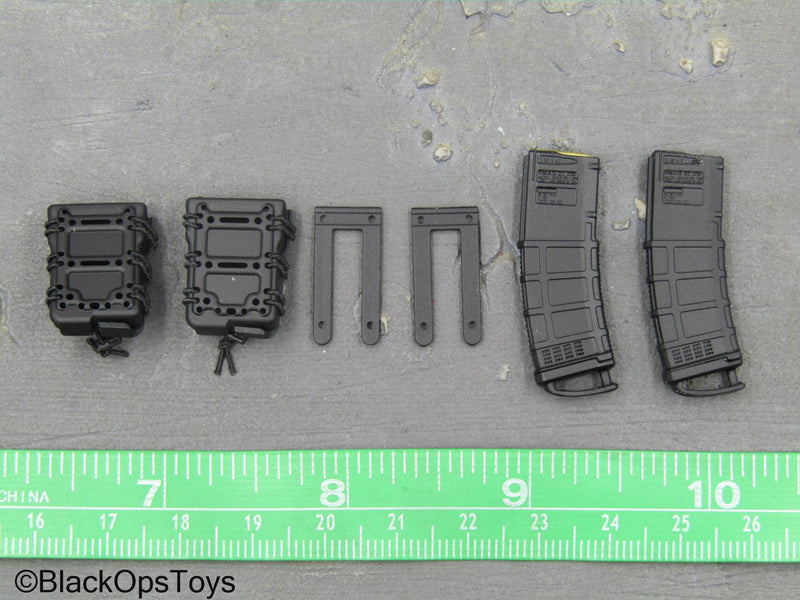 Load image into Gallery viewer, Special Forces - Black 5.56 Fast Mag Holster w/Magazines
