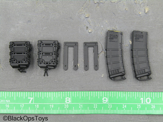Special Forces - Black 5.56 Fast Mag Holster w/Magazines