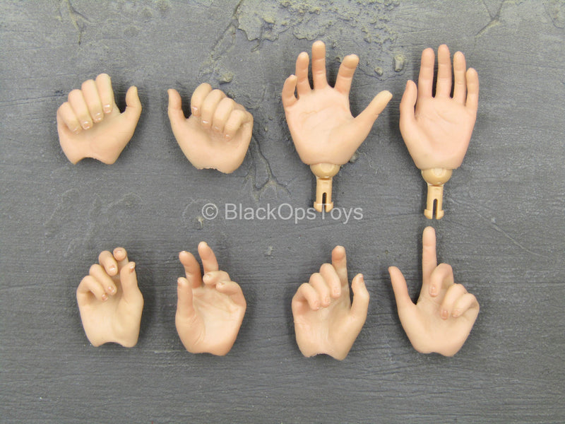 Load image into Gallery viewer, Sherlock - John Watson - Male Hand Set (x8)
