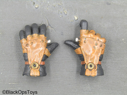 Rocketeer - Brown & Black Gloved Hand Set