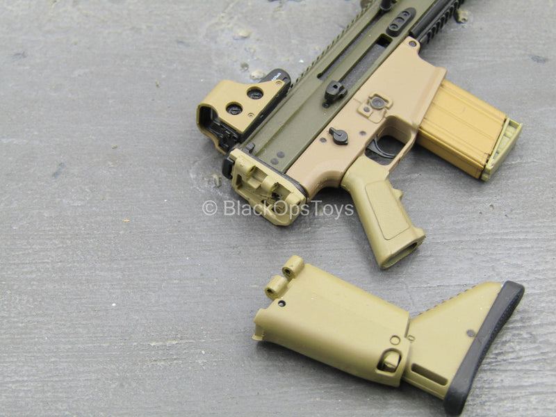 Load image into Gallery viewer, Weapons Collection - Scar-H Rifle w/Red Dot Sight &amp; PEQ (READ DESC)
