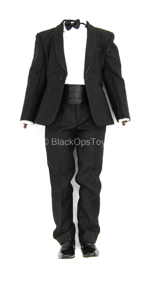 The Dark Knight - Lucius Fox - Male Dressed Body