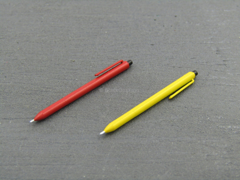 Load image into Gallery viewer, Hong Kong Airport Security Unit SAR 20th Anniversary Red &amp; Yellow Pen
