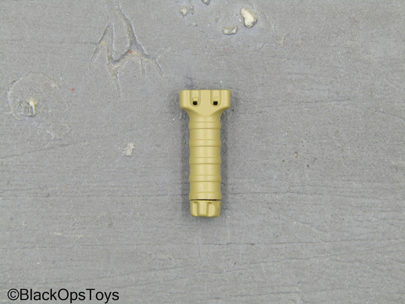 Load image into Gallery viewer, Special Forces - Tan Vertical Foregrip

