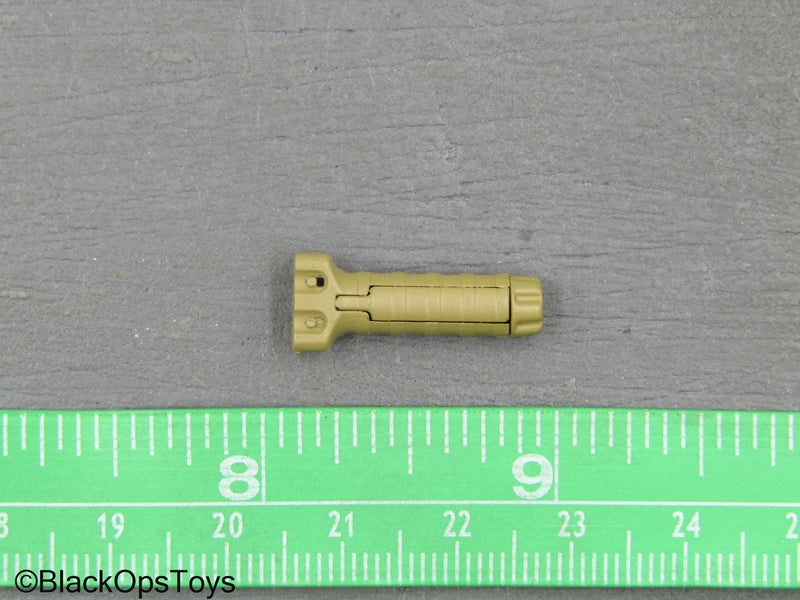 Load image into Gallery viewer, Special Forces - Tan Vertical Foregrip
