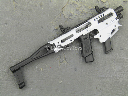 Rogue Survivor Anna - CAA MCK Pistol w/Foldable Stock