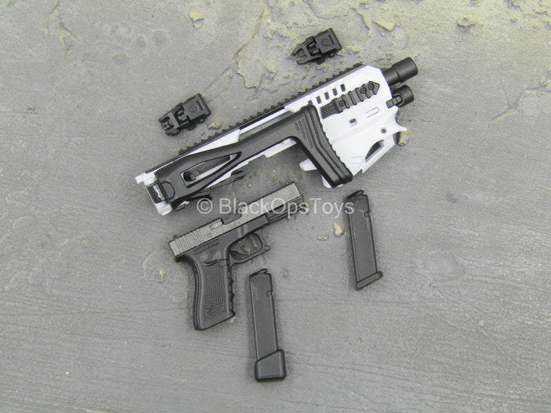 Load image into Gallery viewer, Rogue Survivor Anna - CAA MCK 9mm Pistol w/Foldable Stock
