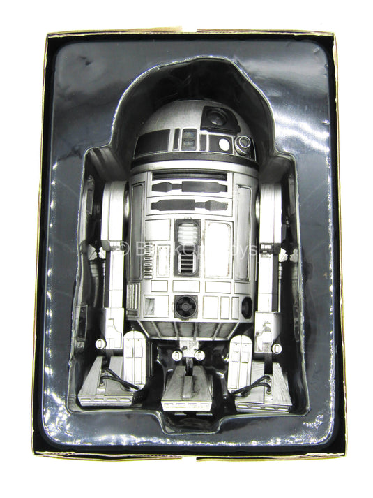 Star Wars - Unpainted Prototype R2-D2 - MIOB