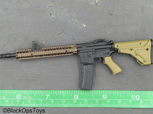 Special Forces - Black & Tan M4 Rifle w/60 Round Magazine
