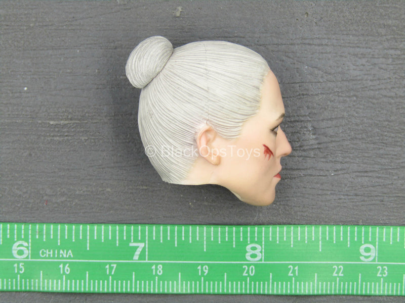 Load image into Gallery viewer, Rogue Survivor Anna - Female Head Sculpt

