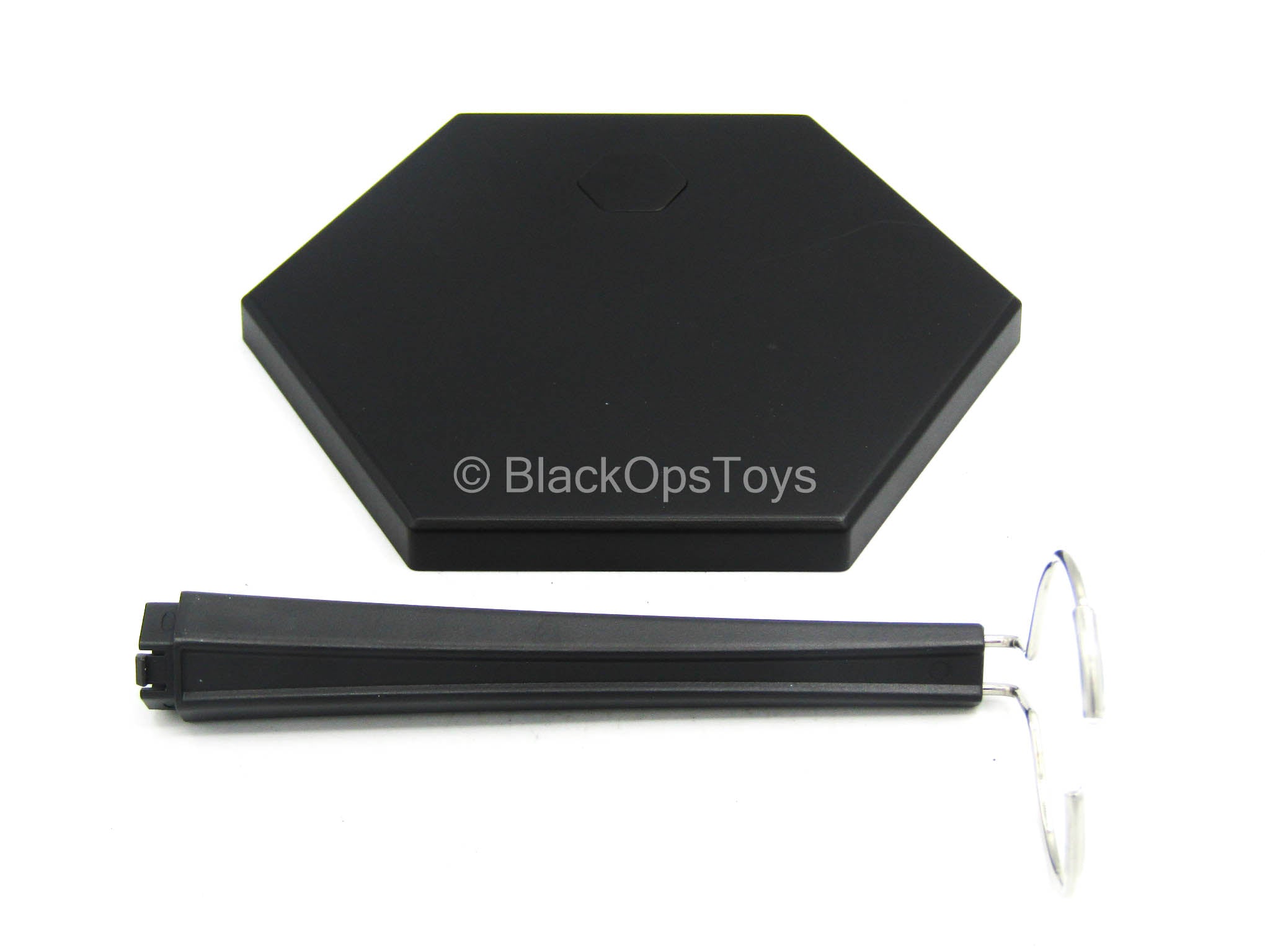 Rogue Survivor Anna - Base Figure Stand – BlackOpsToys