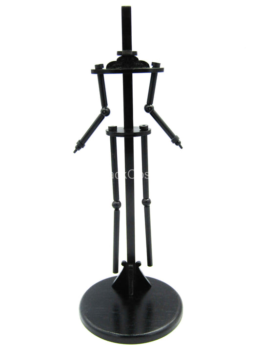 Griffin Knight - Flag Pole w/Yellow & Red Flag & Armor Stand