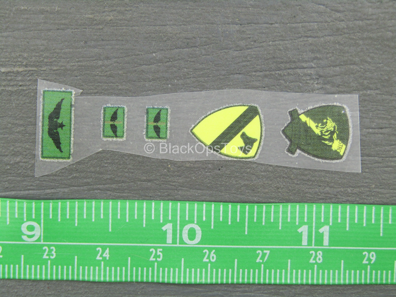 Load image into Gallery viewer, Green &amp; Yellow Patch Set
