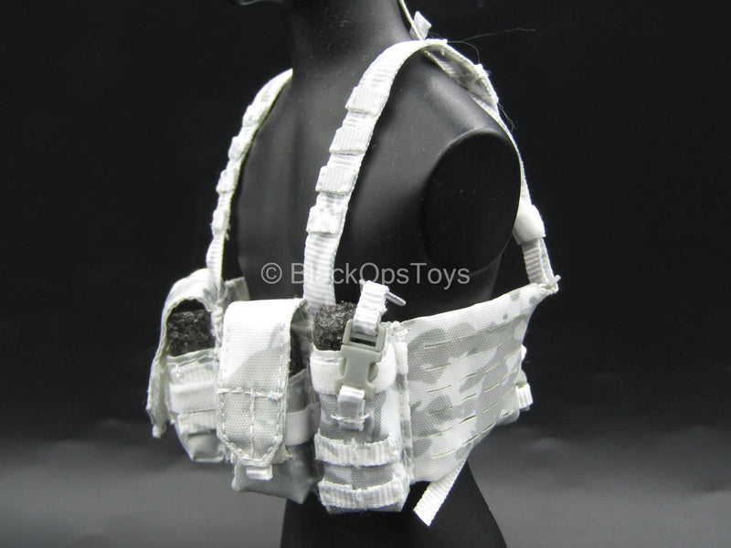 Load image into Gallery viewer, Special Forces Snow Field Op. - Winter Camo Chest Rig
