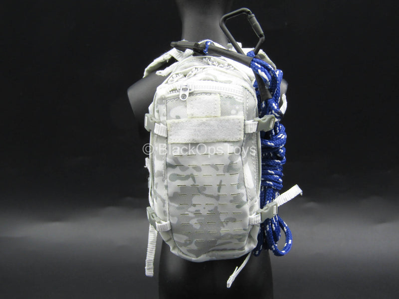 Load image into Gallery viewer, Special Forces Snow Field Op. - Winter Camo Backpack w/Rope
