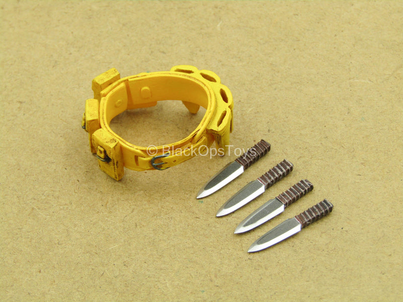 Load image into Gallery viewer, 1/12 - 19th Century Dark Knight - Yellow Utility Belt w/Knife Set
