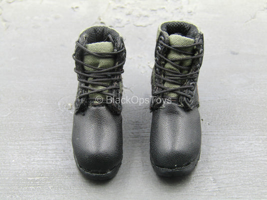 Halloween Killer - Black & Green Female Boots (Foot Type)