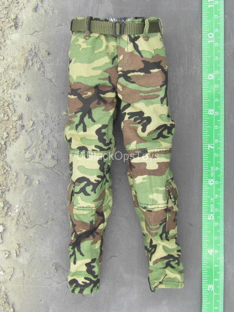 Load image into Gallery viewer, U.S. Army 1st SFOD-D - Woodland Uniform Set

