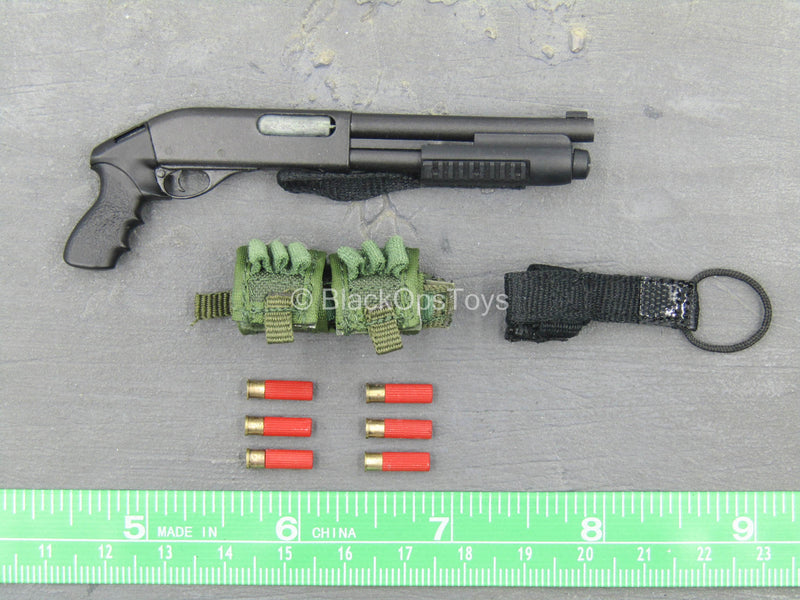 Load image into Gallery viewer, U.S. Army 1st SFOD-D - Black Shotgun w/Weapons Cache &amp; Shells
