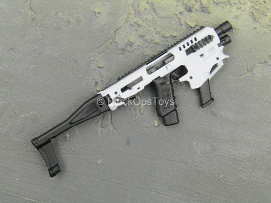 Rogue Survivor Anna - CAA MCK Pistol