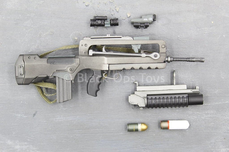 Load image into Gallery viewer, French Airborne - Bruno - FAMAS Bullpup Rifle w/Grenade Launcher
