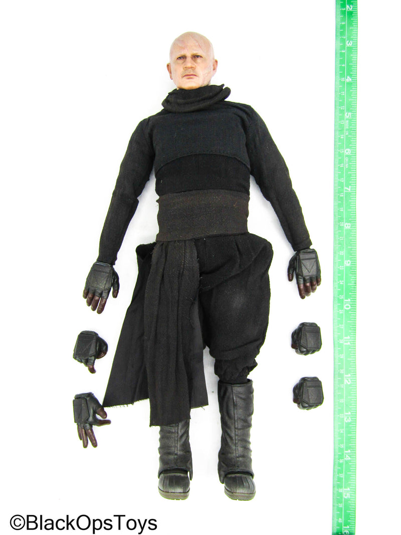 Load image into Gallery viewer, Star Wars Boba Fett Repaint - Male Body w/Black Robes &amp; Head Sculpt
