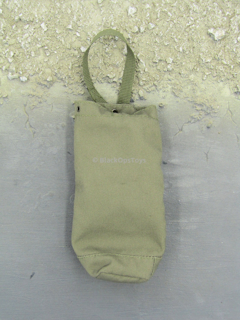 Load image into Gallery viewer, Vietnam Era OD Green Canvas Duffle Bag
