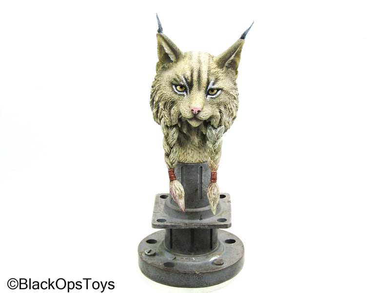 Load image into Gallery viewer, Outlaws Of The Marsh - Cat Head Sculpt
