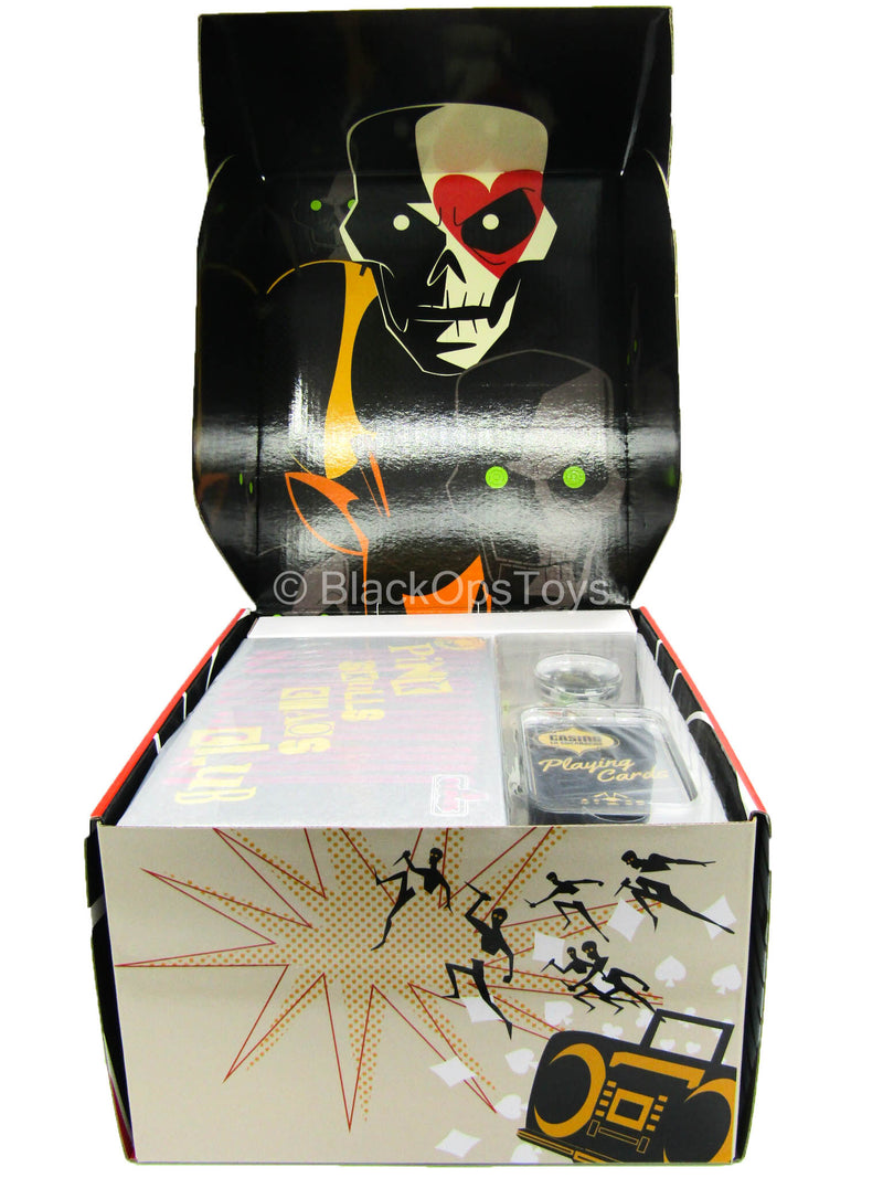 Load image into Gallery viewer, 1/12 -  Secret Agent Gomez Summer Edition Box - MINT IN BOX
