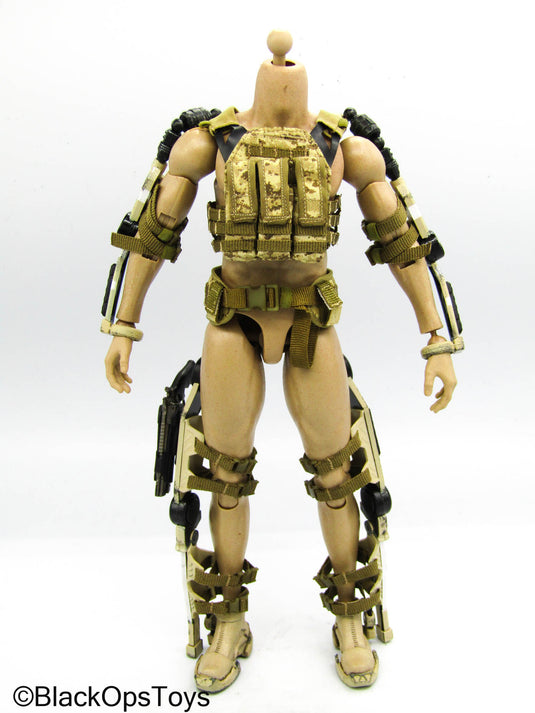 Pvt 1st Class Mike Winter Geronimo Ver - Mech Suit w/AOR1 Vest